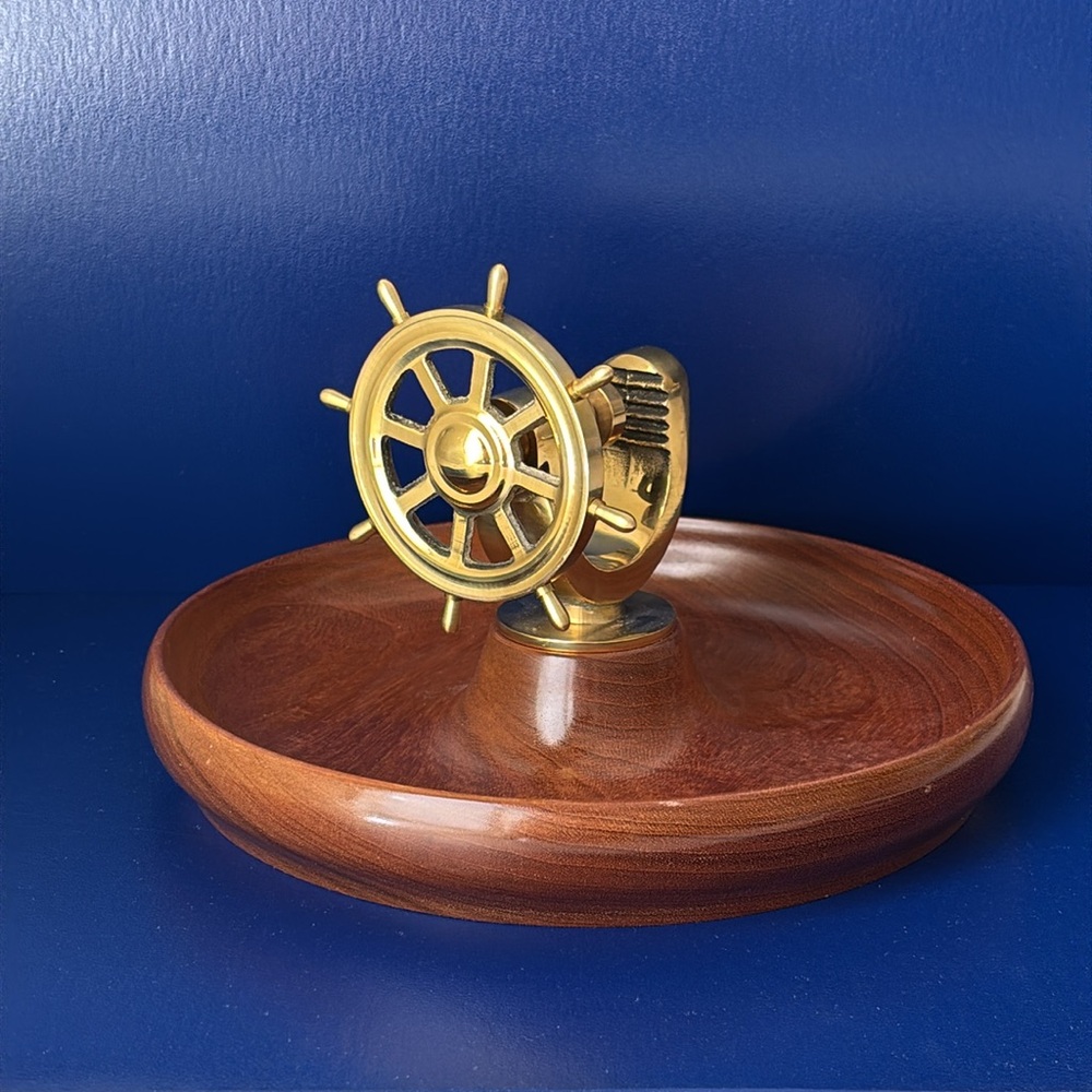 Nautical Themed Nutcracker English Traditional Ship’s Wheel on Wooden Bowl NEW
